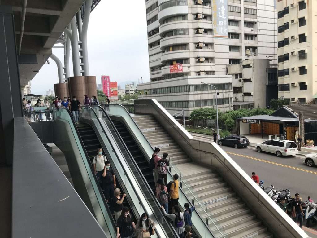 台鐵 台中 2020 08 15 3