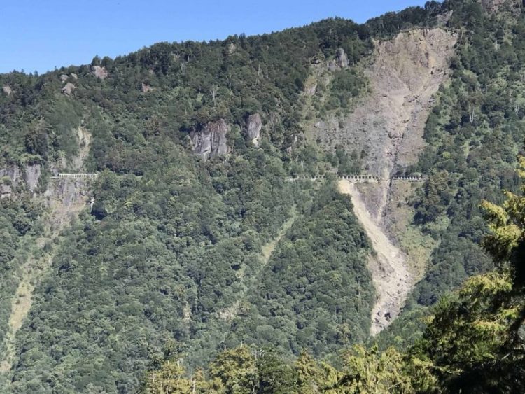 2021 11 06 30 阿里山 眠月線 scaled e1648718200894