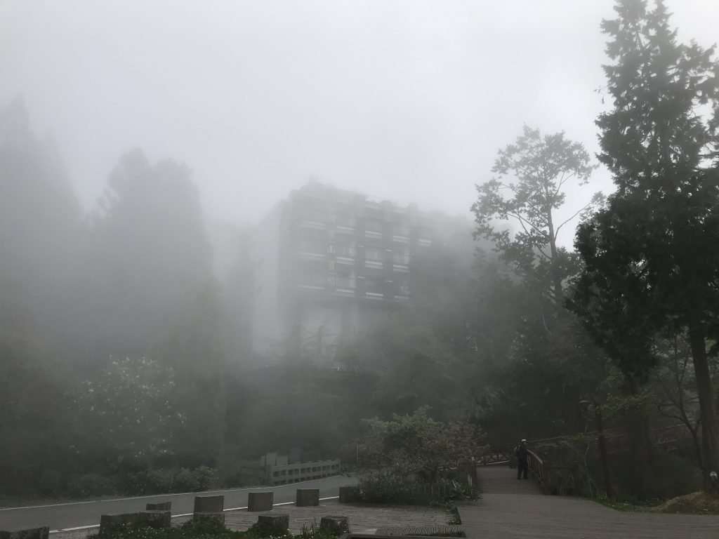 2021 04 08 32 阿里山 賓館