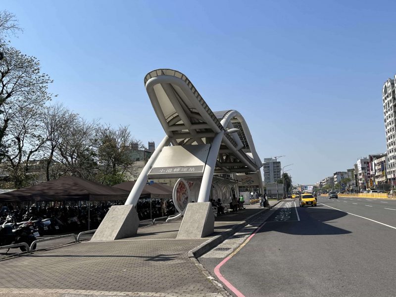 2022 03 13 03 R3小港站 scaled e1647438710253