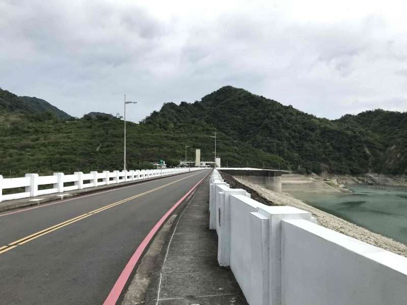 2022 04 23 02 曾文水庫 壩頂