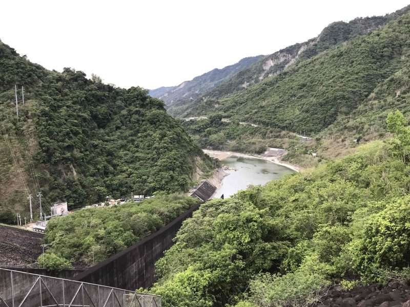 2022 04 23 12 曾文水庫 壩頂