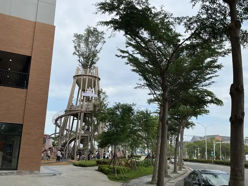 2022 11 27 03 台南三井 OUTLET