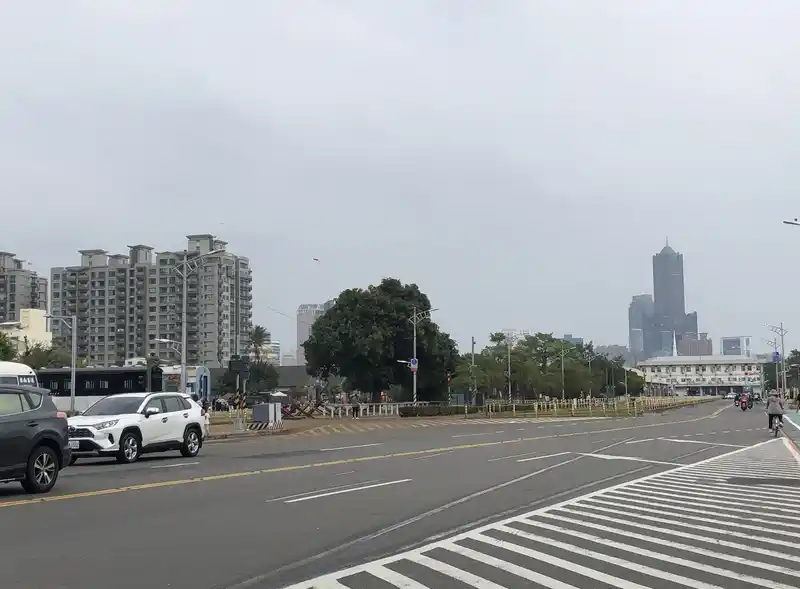 2022 12 10 07 西子灣