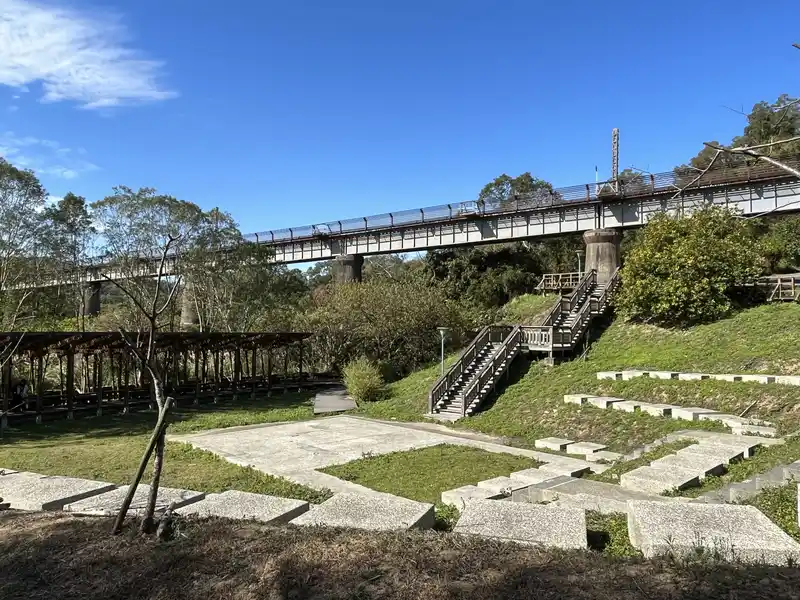 2022 12 31 03 龍騰斷橋