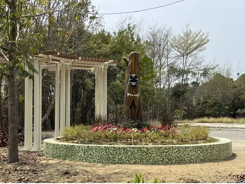 2023 03 25 01 小瑞士