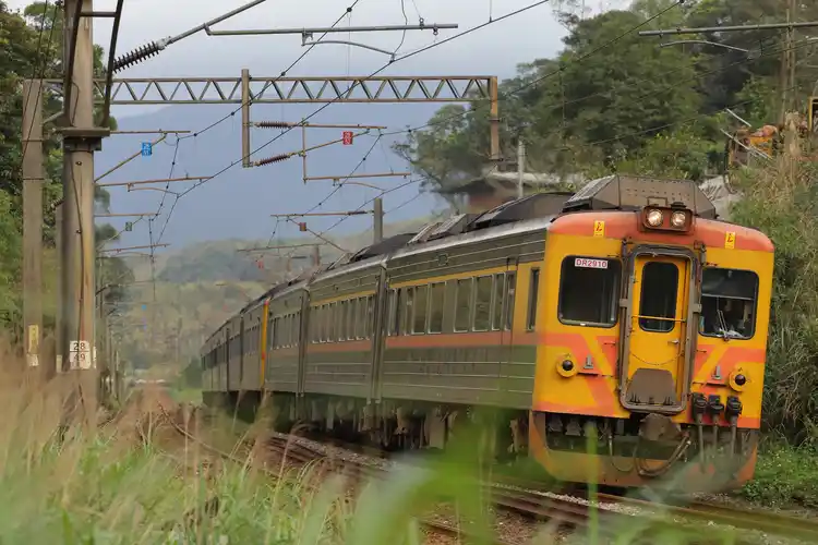 DR2900型柴聯自強號