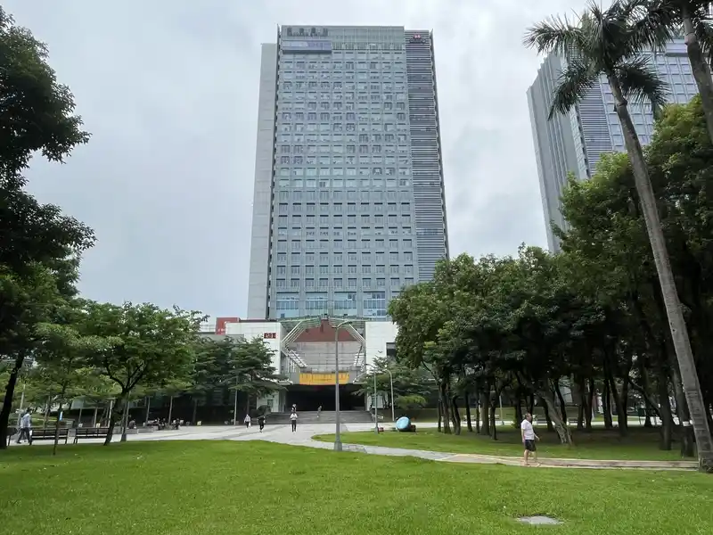 2023 06 15 01 南港車站