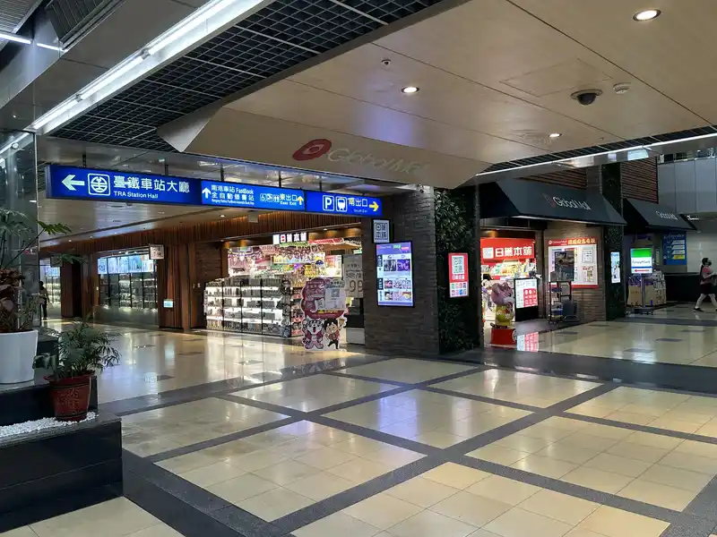 2023 06 15 11 南港車站