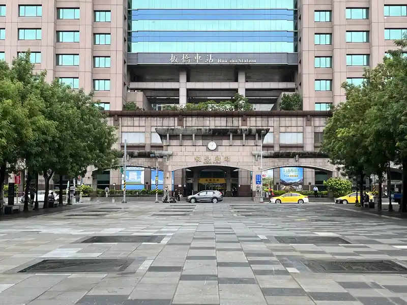 2023 06 17 02 板橋車站